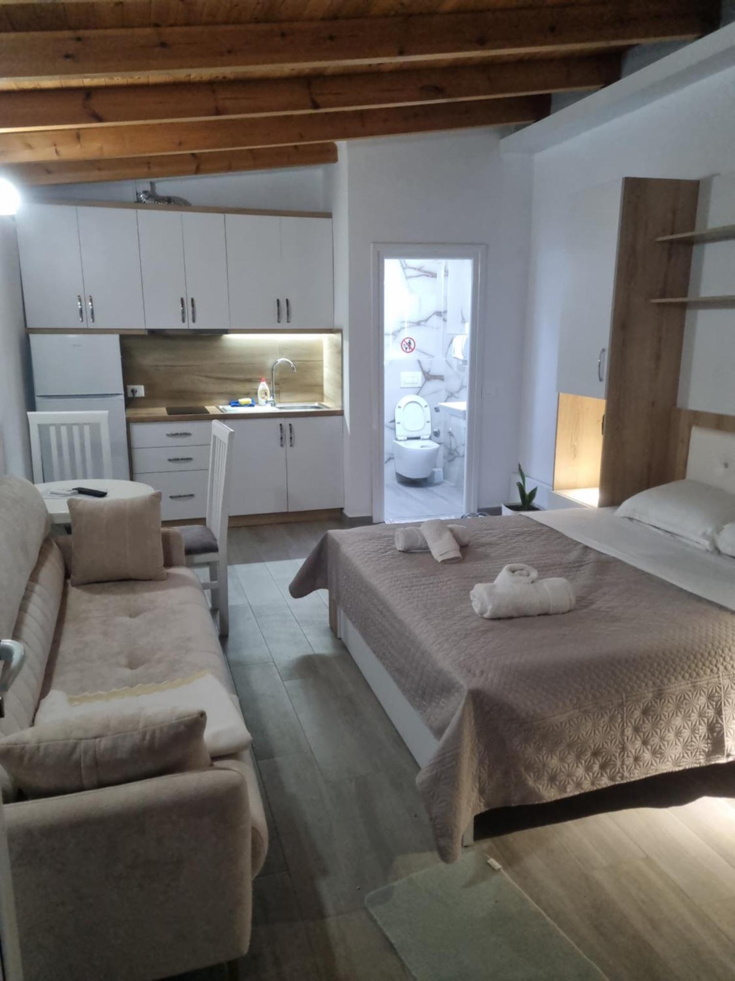 Vila Soleil Vlorë Eksteriør billede