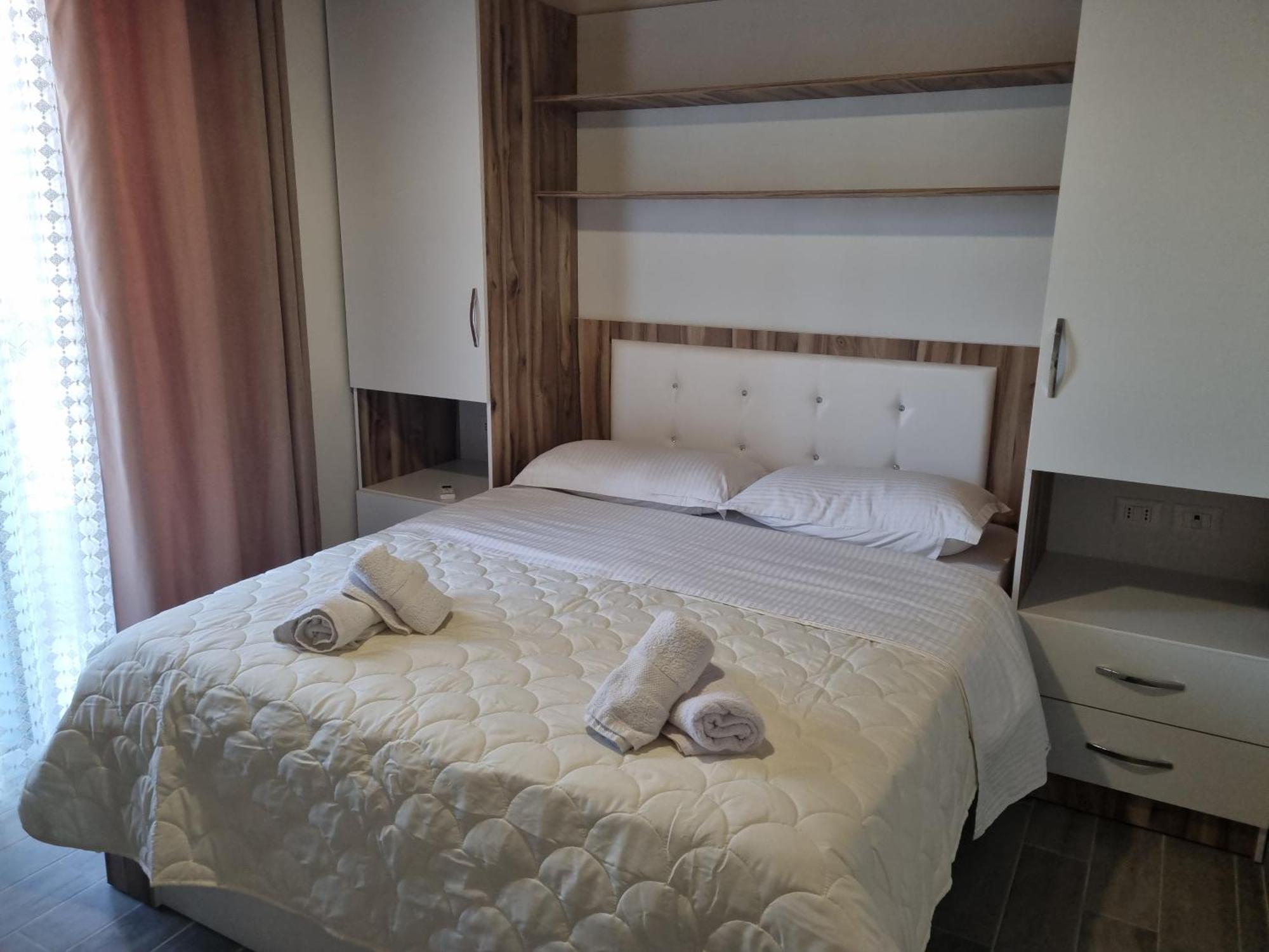 Vila Soleil Vlorë Eksteriør billede