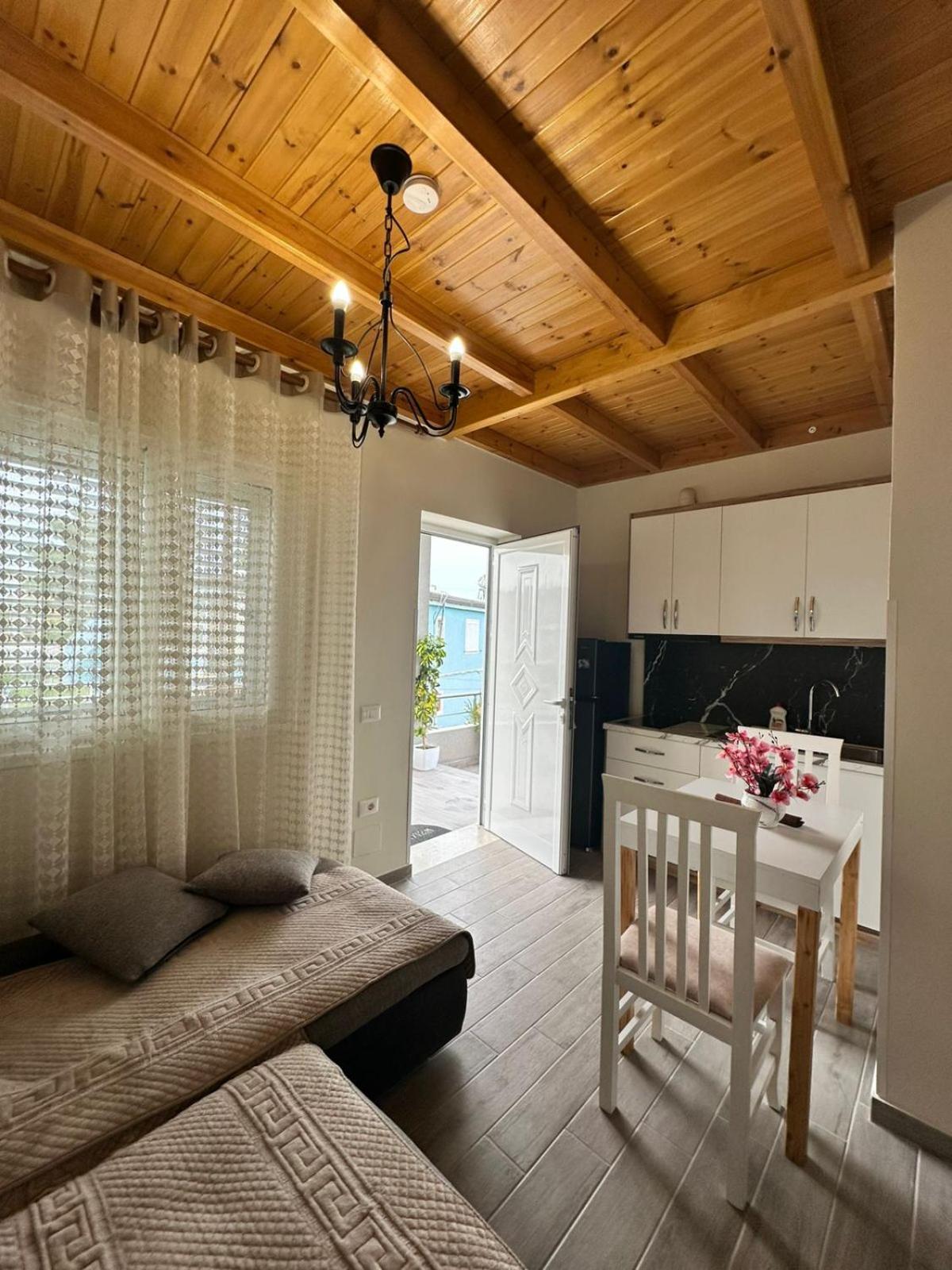 Vila Soleil Vlorë Eksteriør billede